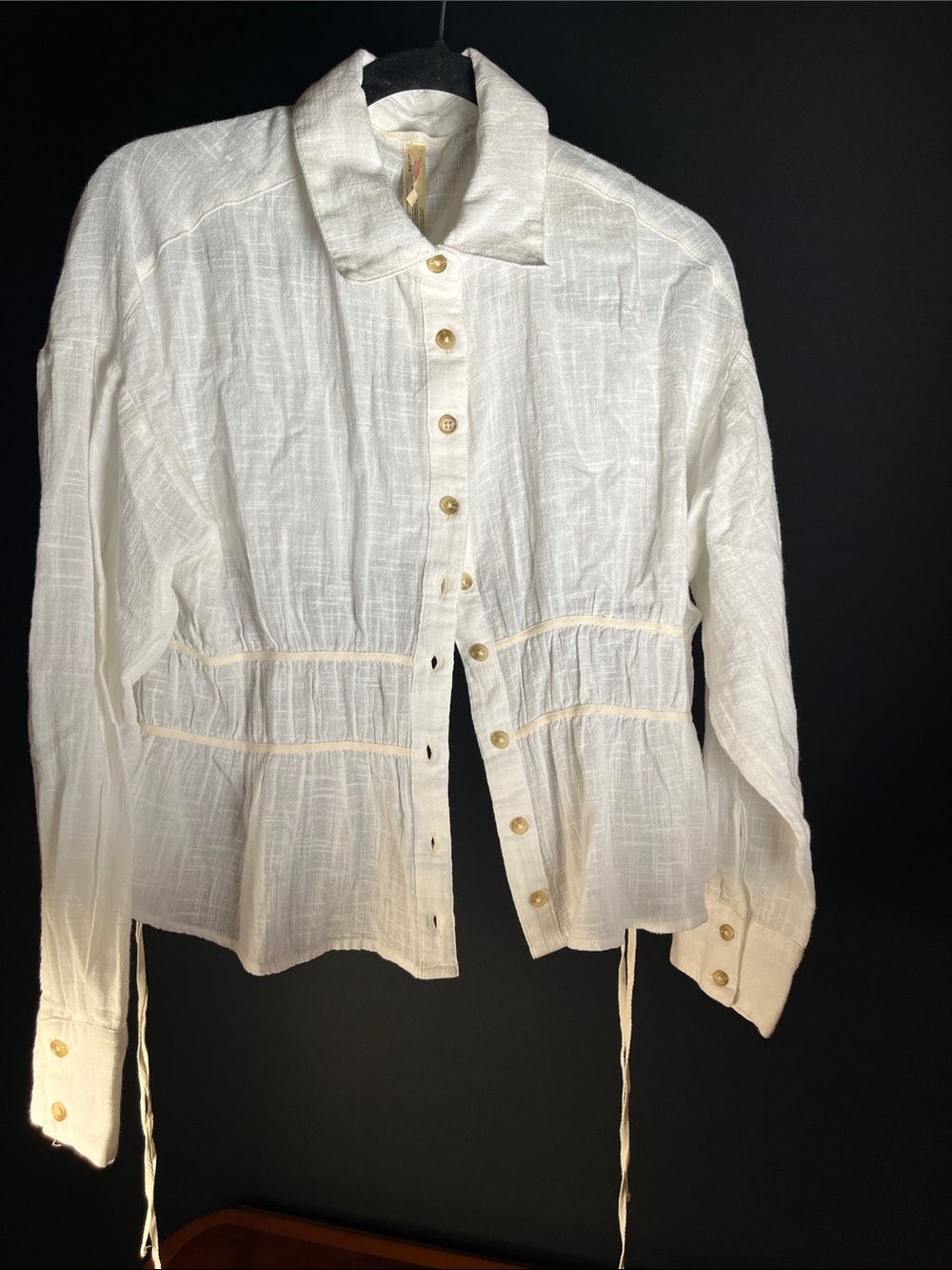 Free People Ivory Textured Button-Front high low Top Size Small